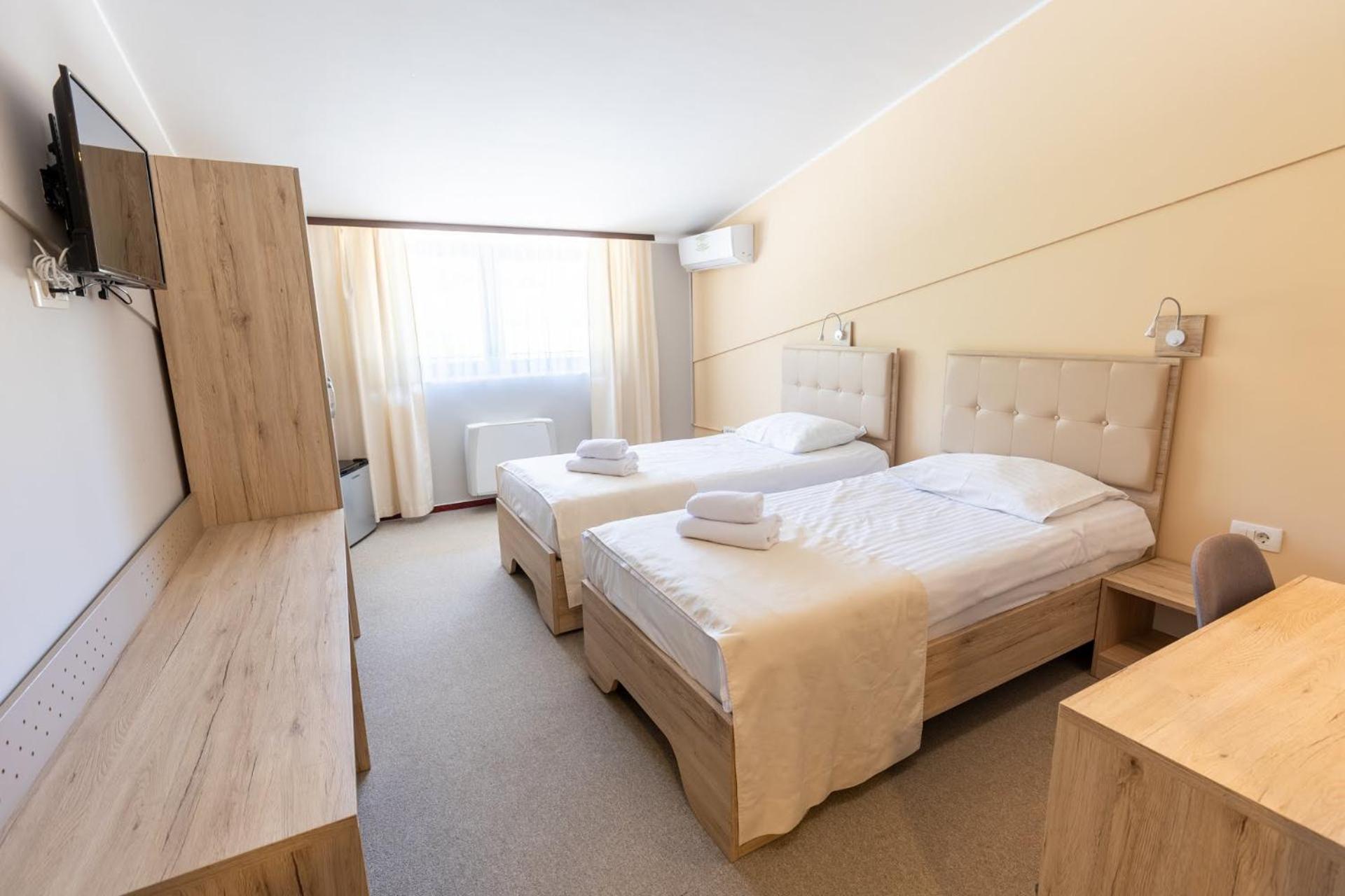 Hotel Dolenjc Novo Mesto Exterior photo