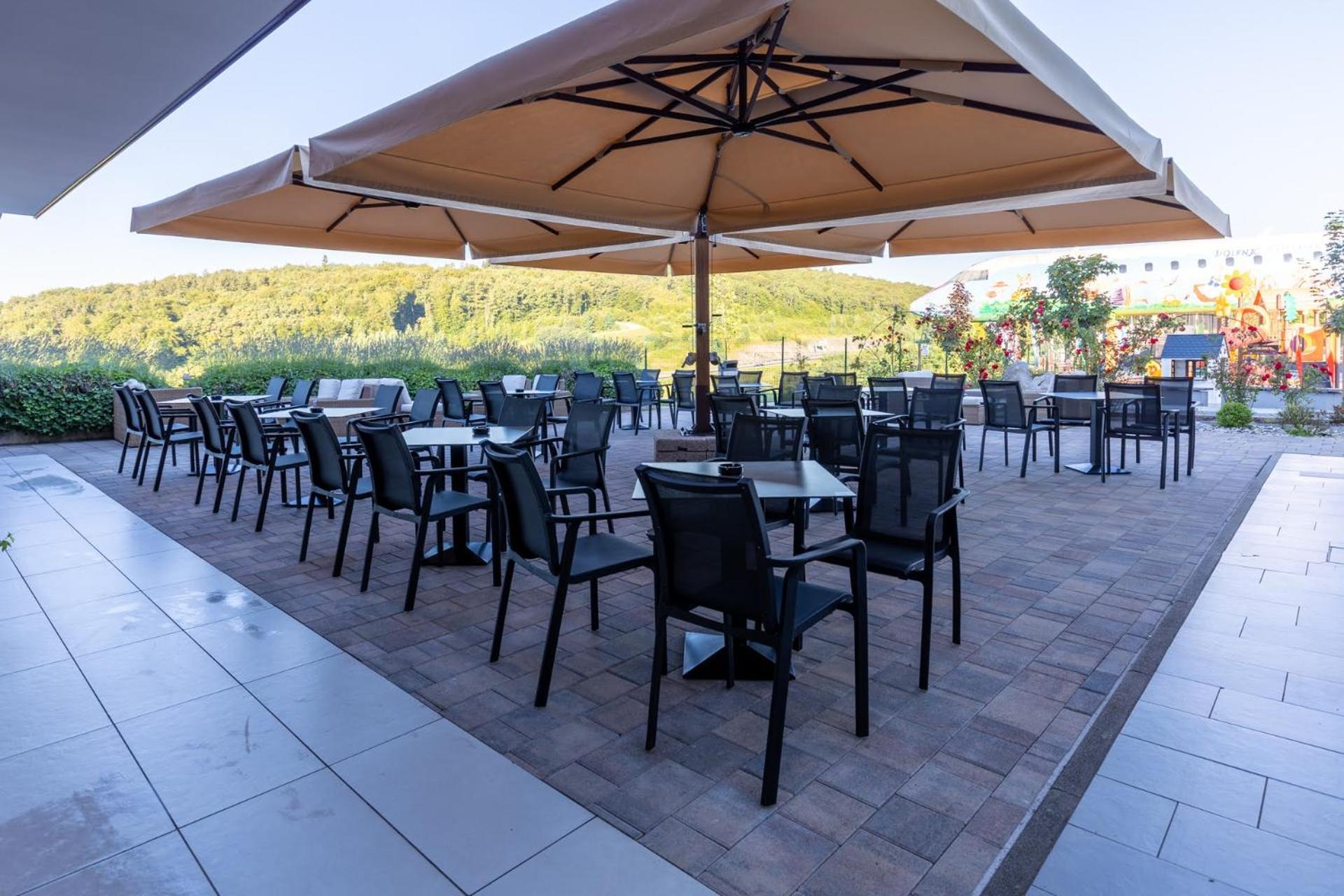 Hotel Dolenjc Novo Mesto Exterior photo